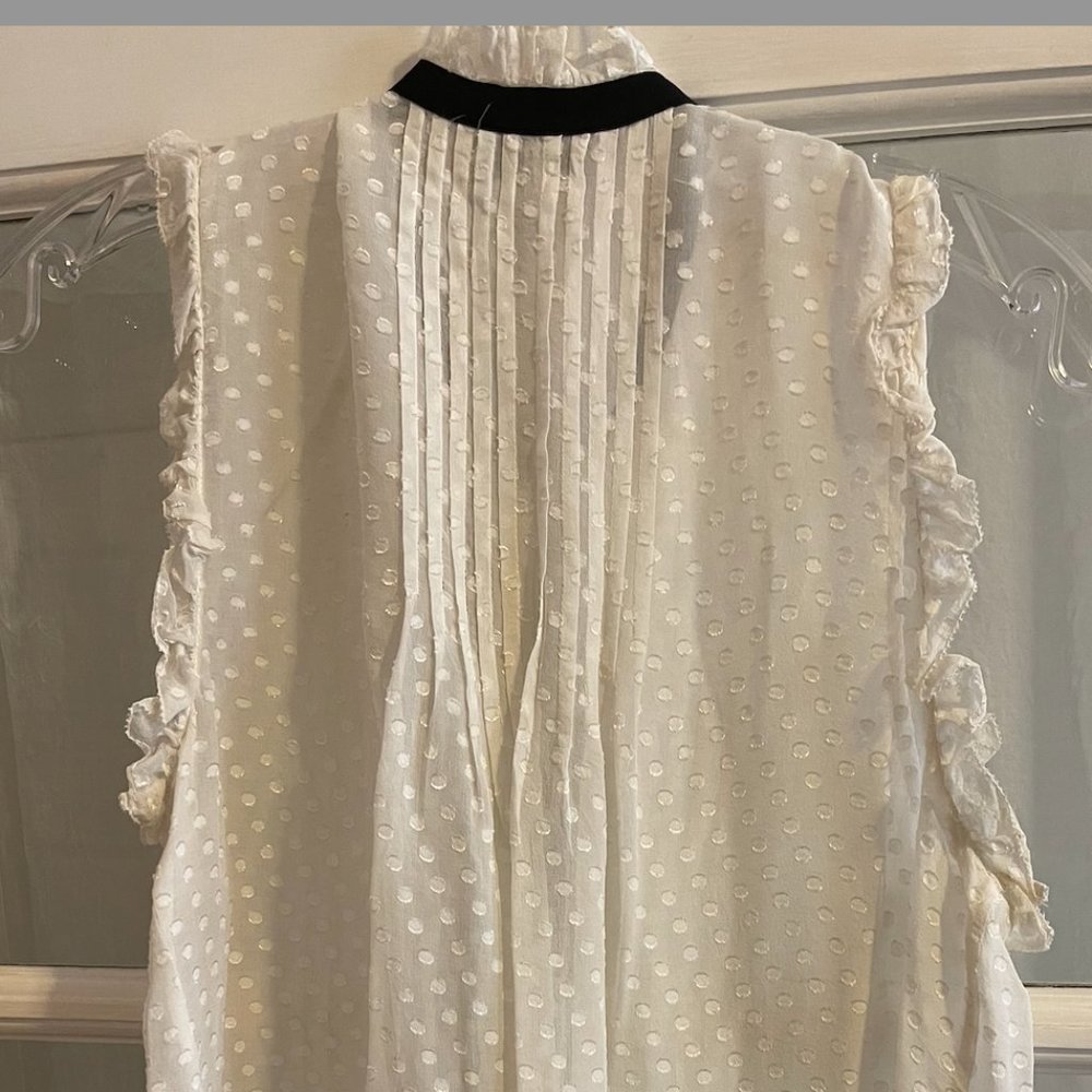 Joie 'Toledo' Sleeveless Silk Blend Top - Picture 3 of 5